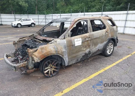 2015 Ford Explorer Xlt z USA, uszkodzony, nr VIN 1FM5K8D86FGA62397